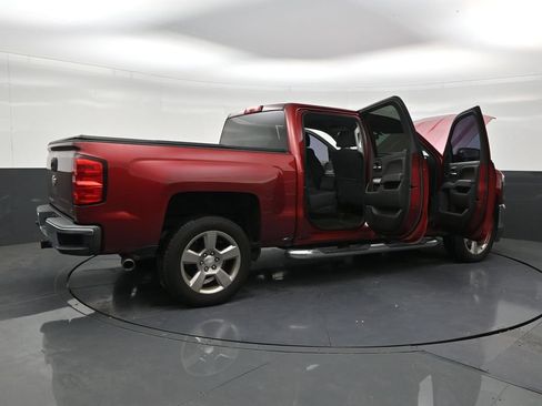 Used 2018 Chevrolet Silverado 1500 LT w/ All Star Edition RWD image 27