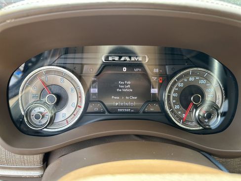 Used 2021 RAM 2500 Limited image 27