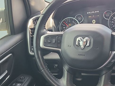 Used 2020 RAM 1500 Big Horn AWD/4WD image 19