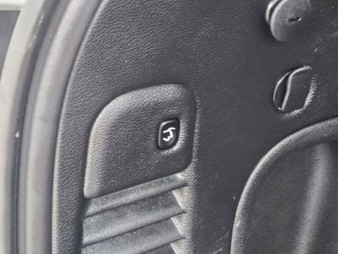 Certified 2021 Jeep Grand Cherokee Limited w/ Sun & Sound Group image 13