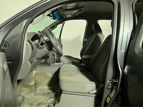 Used 2016 Nissan Frontier SV w/ SV Value Truck Package image 18