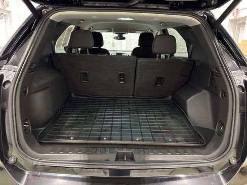 Used 2022 Chevrolet Equinox LT AWD/4WD image 37