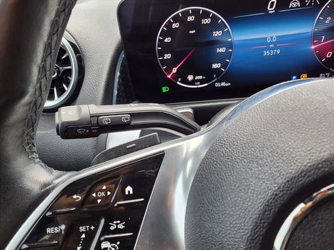 Used 2024 Mercedes-Benz GLB 250 4MATIC image 16