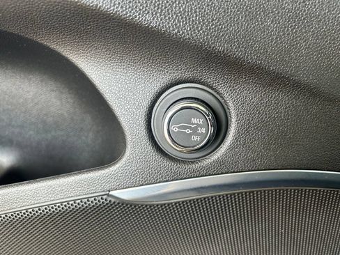 Used 2019 Buick Enclave Avenir w/ Avenir Technology Package FWD image 29