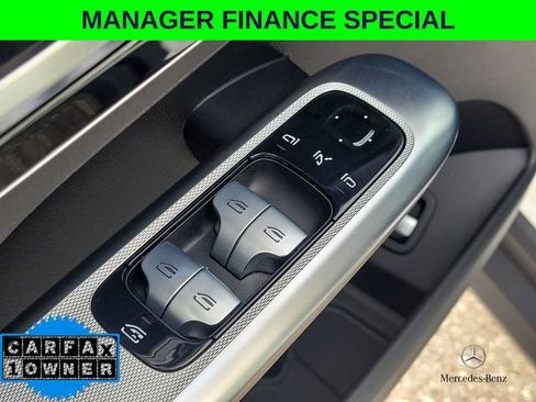 Used 2025 Mercedes-Benz GLC 300 4MATIC image 21