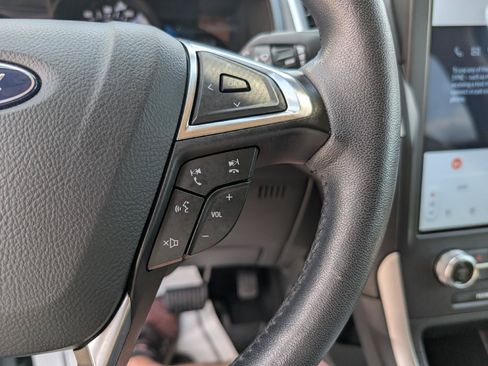 Used 2024 Ford Edge SEL w/ Convenience Package AWD/4WD image 25