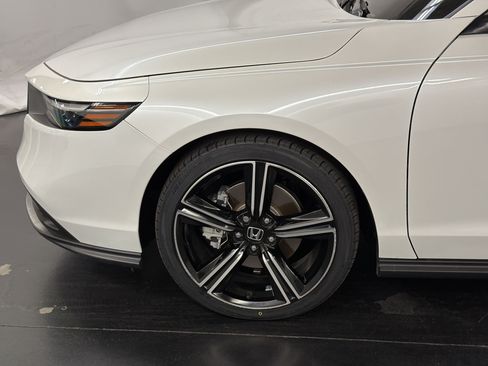 Certified 2023 Honda Accord Sport image 13