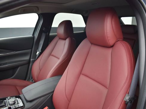 Certified 2024 MAZDA CX-30 AWD 2.5 S w/ Preferred Package image 13