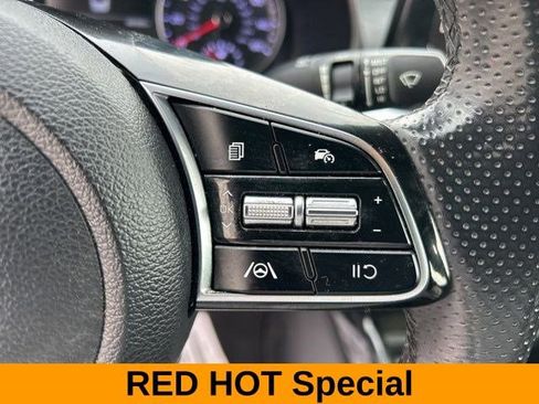 Used 2023 Kia Forte GT-Line image 18