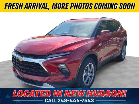 Used 2024 Chevrolet Blazer LT AWD/4WD image 1