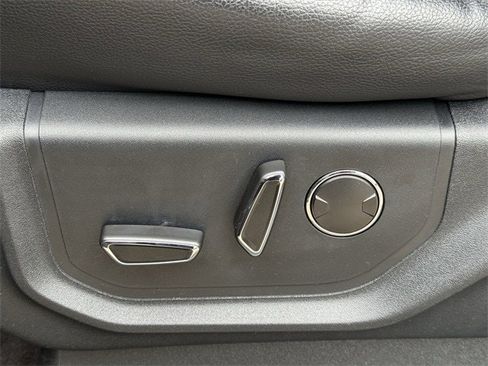 Used 2021 Ford Expedition Limited image 29