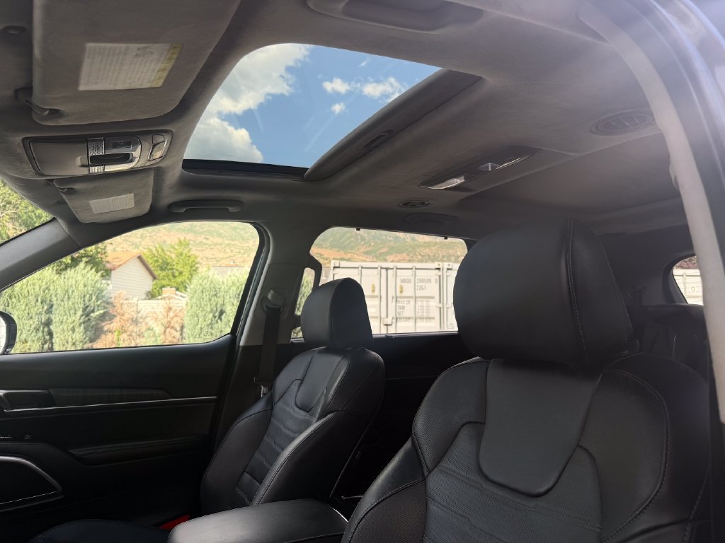 Used 2023 Kia Telluride SX AWD/4WD image 19