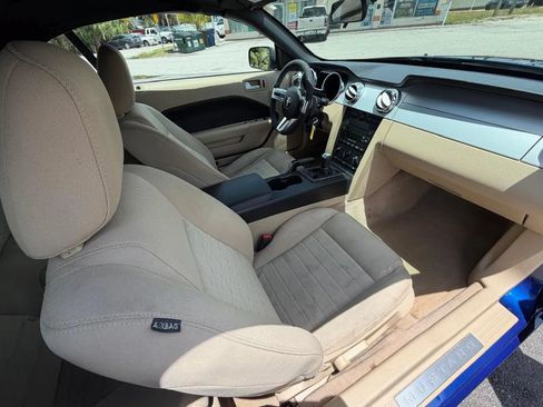 Used 2005 Ford Mustang GT RWD image 19