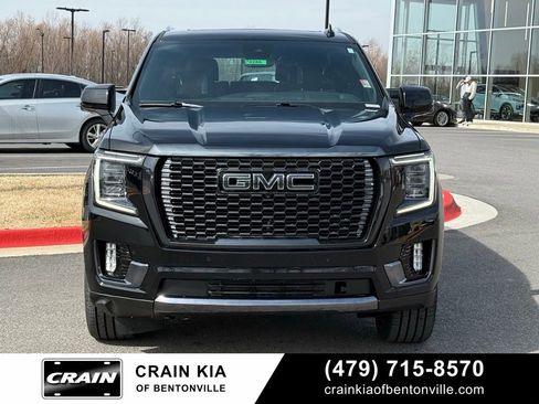 Used 2023 GMC Yukon Denali Ultimate image 2