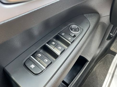 Used 2024 Kia Forte LXS FWD image 19