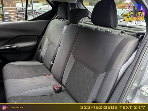 Used 2019 Nissan Kicks SV FWD image 14