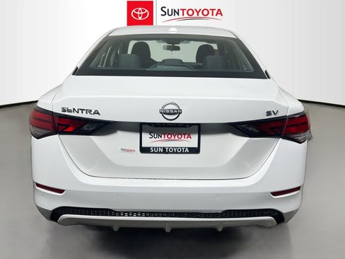 Used 2024 Nissan Sentra SV FWD image 5