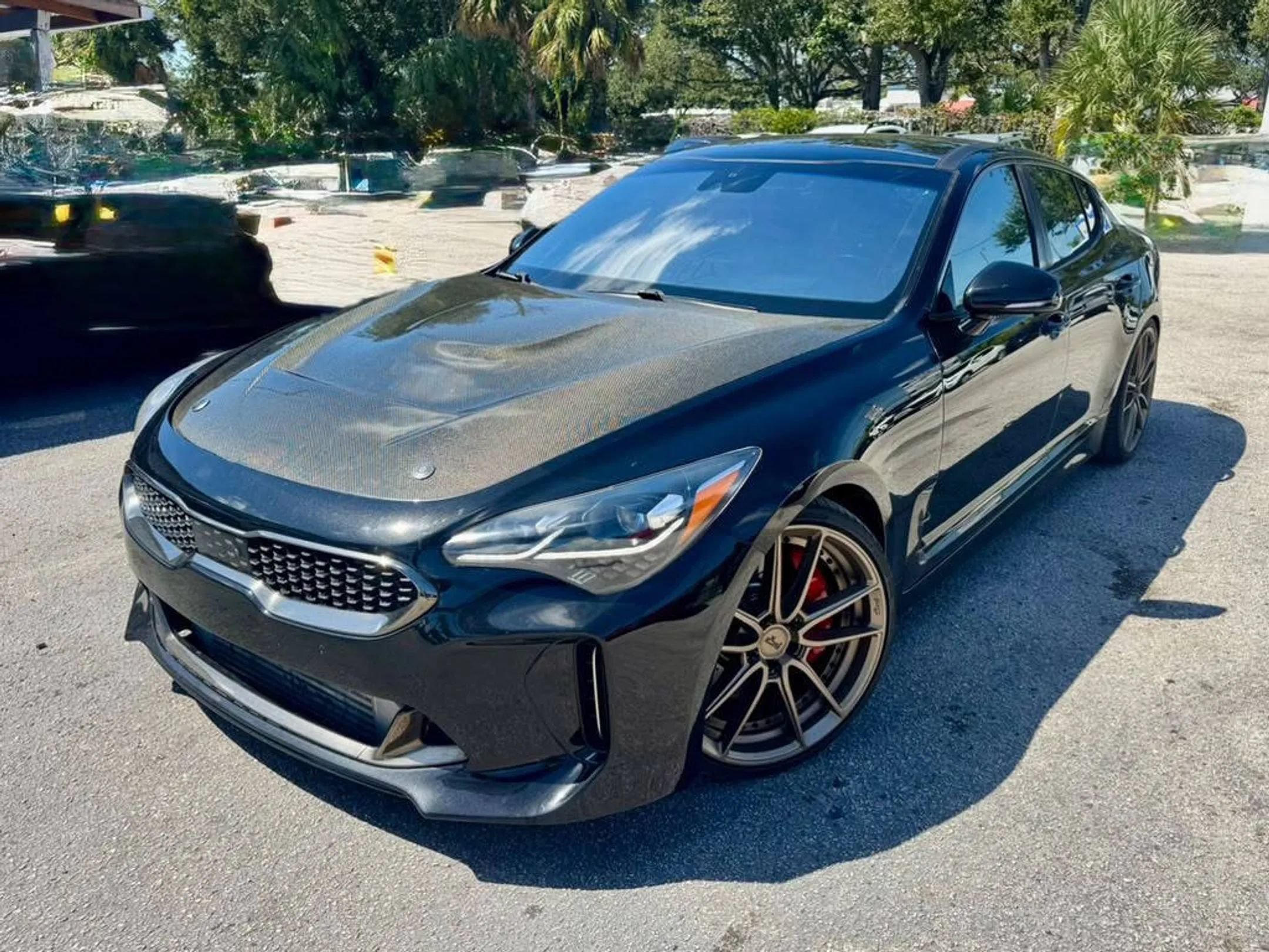 Used 2020 Kia Stinger GT2 RWD image 2
