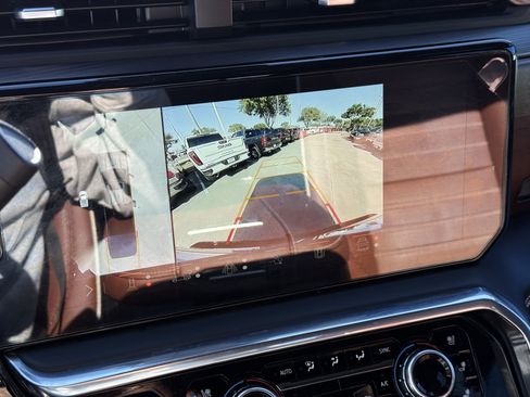 Used 2024 GMC Sierra 2500 Denali Ultimate image 22