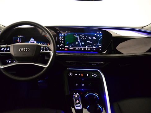 Certified 2025 Audi Q5 Premium Plus w/ Premium Plus image 13