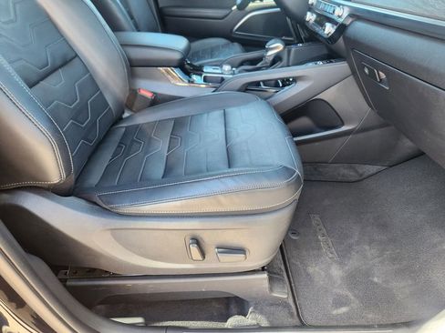 Certified 2022 Kia Telluride SX w/ SX Prestige Package image 18