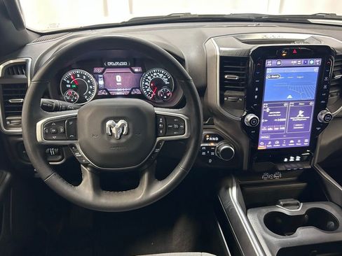 Used 2025 RAM 1500 Big Horn AWD/4WD image 3