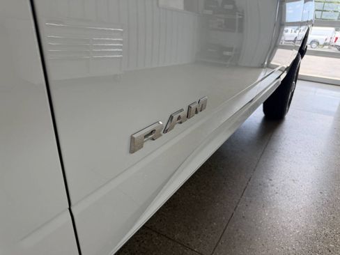 Used 2024 RAM 2500 Laramie w/ Safety Group AWD/4WD image 5