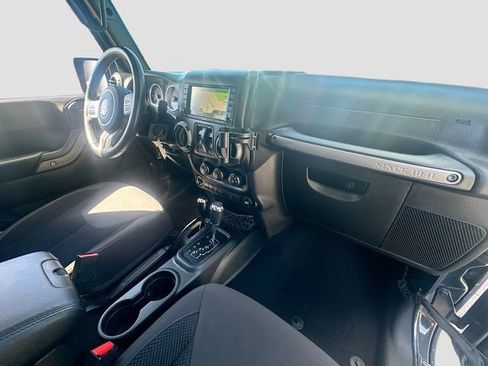 Used 2017 Jeep Wrangler Sport AWD/4WD image 27