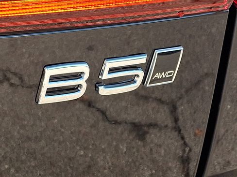 New 2026 Volvo XC60 B5 Plus w/ Protection Package Premier image 15