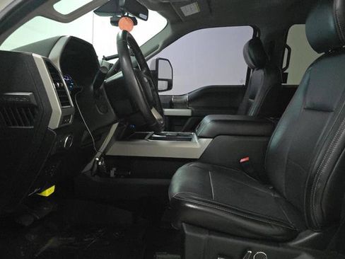 Used 2019 Ford F250 Lariat w/ Lariat Ultimate Package image 6