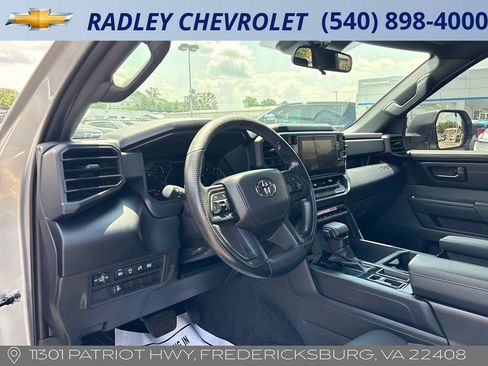 Used 2025 Toyota Tundra SR AWD/4WD image 4