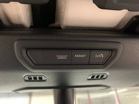 Used 2023 Jeep Wrangler Unlimited Sahara AWD/4WD image 25