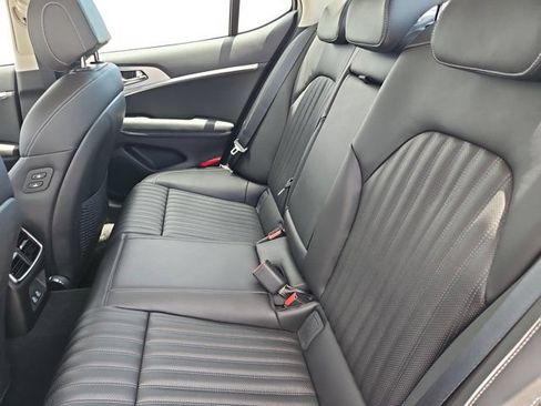 Used 2026 Genesis G70 2.5T Prestige RWD image 10
