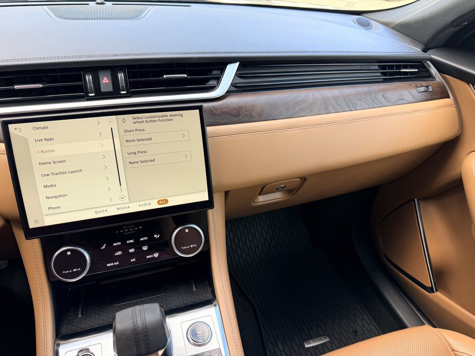 Used 2023 Jaguar F-PACE S AWD/4WD image 10