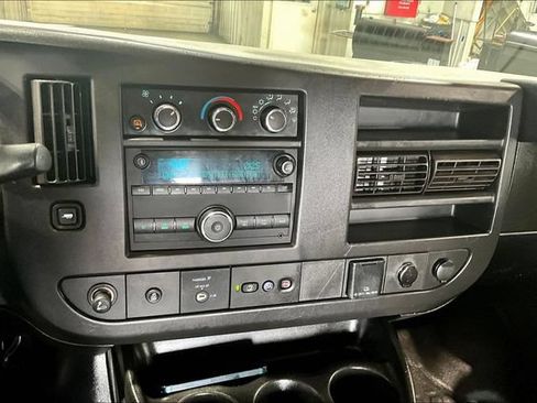 Used 2020 Chevrolet Express 2500 w/ Driver Convenience Package RWD image 15
