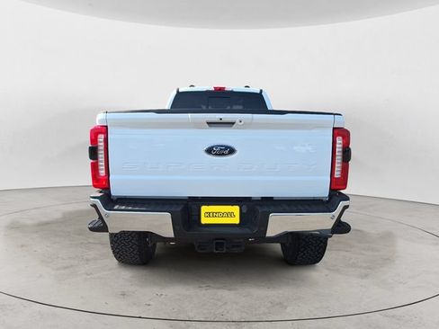 Used 2023 Ford F350 Lariat w/ Lariat Ultimate Package AWD/4WD image 6