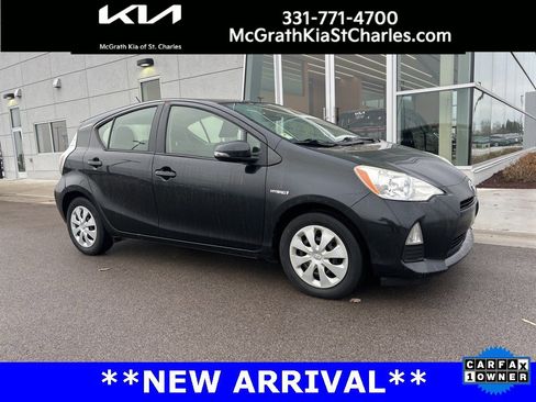Used 2014 Toyota Prius C One image 1