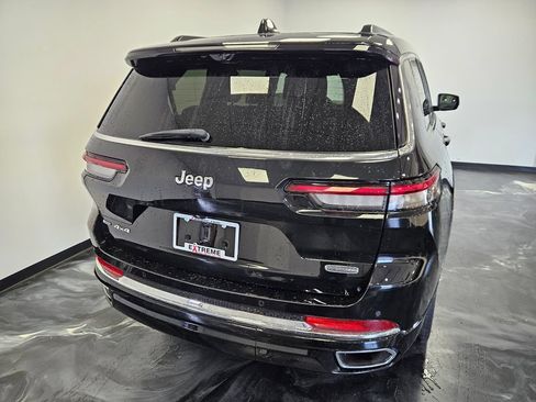 Used 2022 Jeep Grand Cherokee L Overland w/ Advanced Protech Group III AWD/4WD image 22