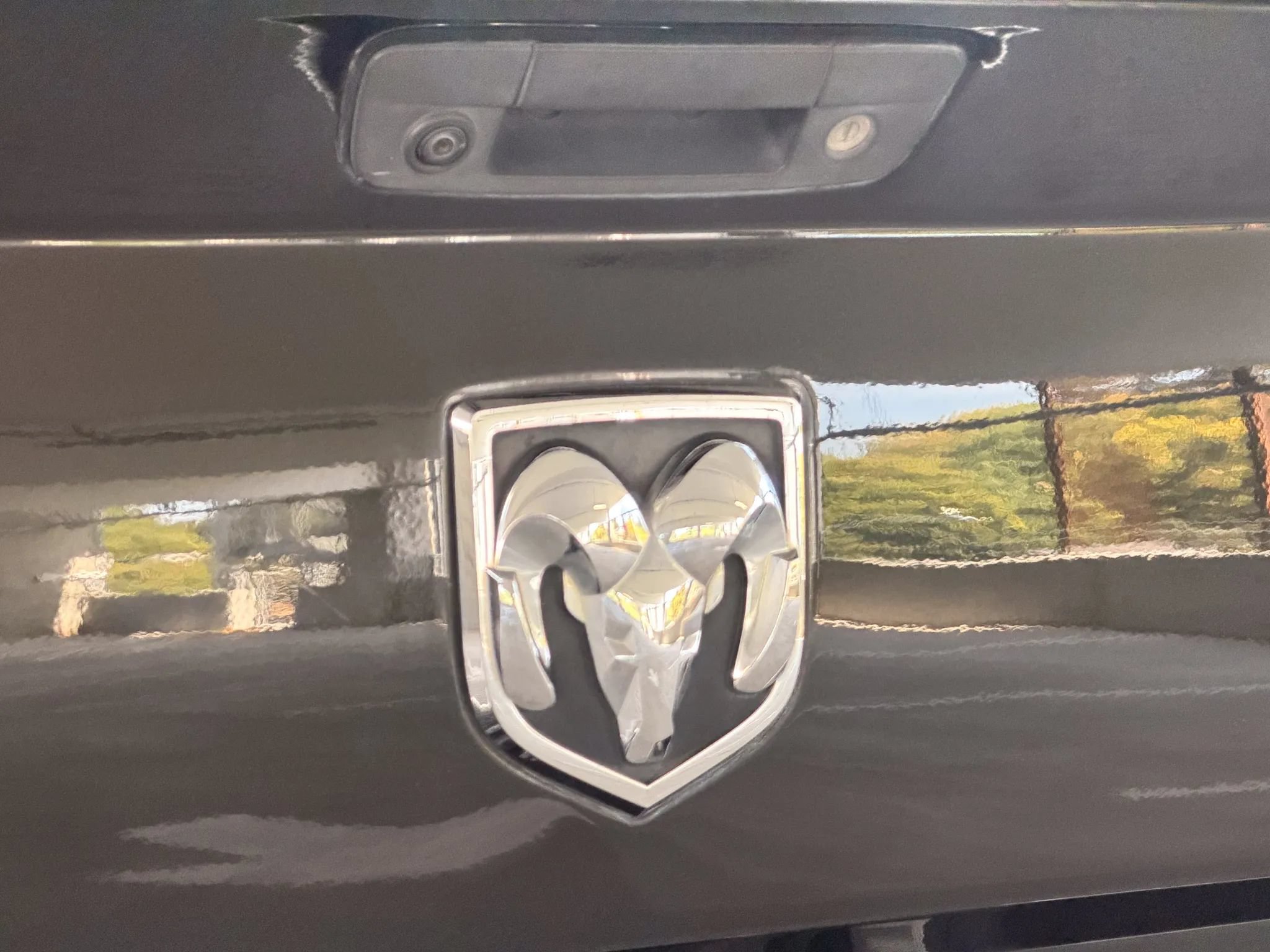 Used 2017 RAM 2500 Laramie w/ Off Road Package AWD/4WD image 14