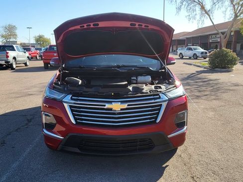 Used 2023 Chevrolet Traverse Premier FWD image 44