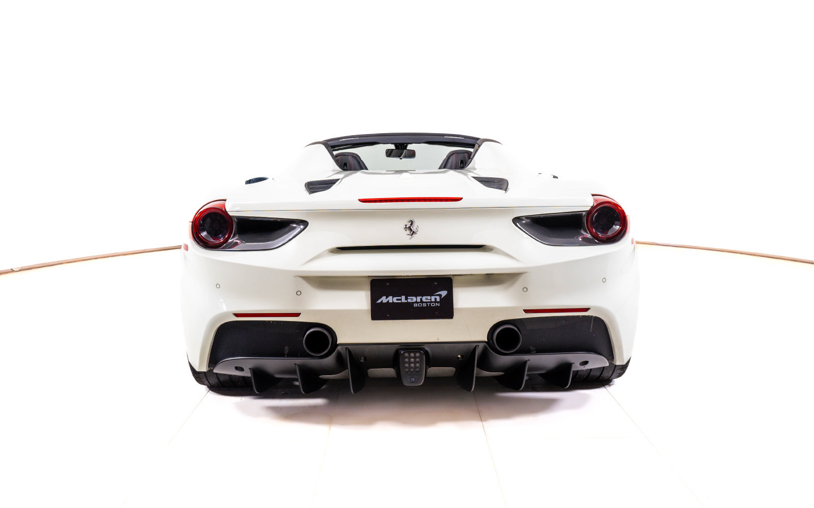 Used 2017 Ferrari 488 Spider RWD image 6