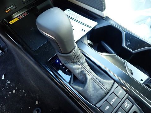 New 2026 Toyota Camry SE image 18