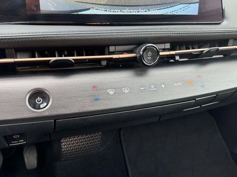 Certified 2024 Nissan Ariya FWD image 29
