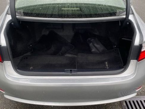 Used 2015 Lexus ES 300h 300h image 4