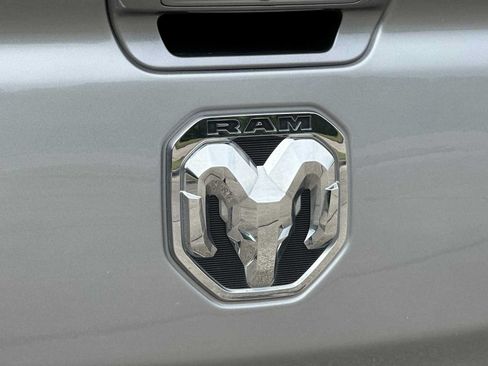 Used 2024 RAM 1500 Laramie AWD/4WD image 11