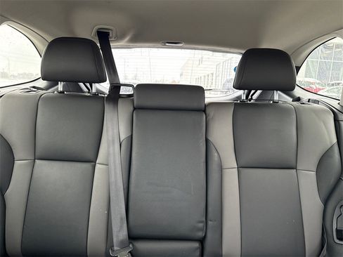 Used 2021 Subaru Outback Onyx Edition XT image 17