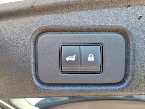 Certified 2024 Nissan Pathfinder SL AWD/4WD image 14