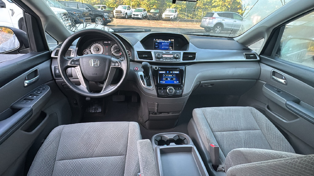 Used 2015 Honda Odyssey EX image 31