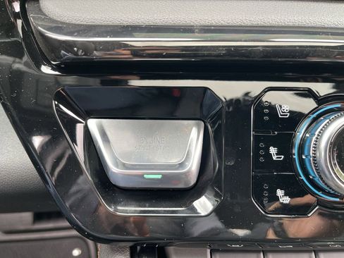 New 2026 GMC Sierra 1500 AT4 w/ AT4 Premium Package AWD/4WD image 17