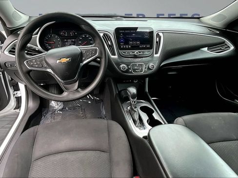 Used 2023 Chevrolet Malibu LS FWD image 7